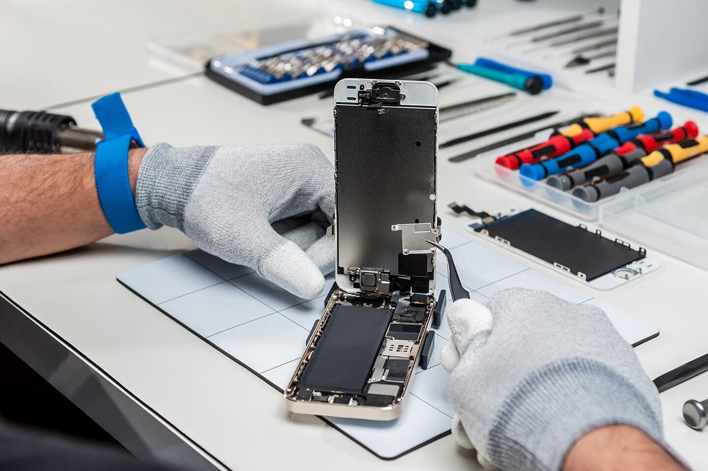 iphone Phone Repair | iRepair Zone UK